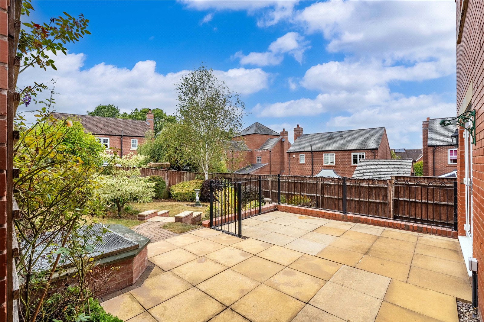 Jarrett Walk, Muxton, Telford, TF2 - DB Roberts