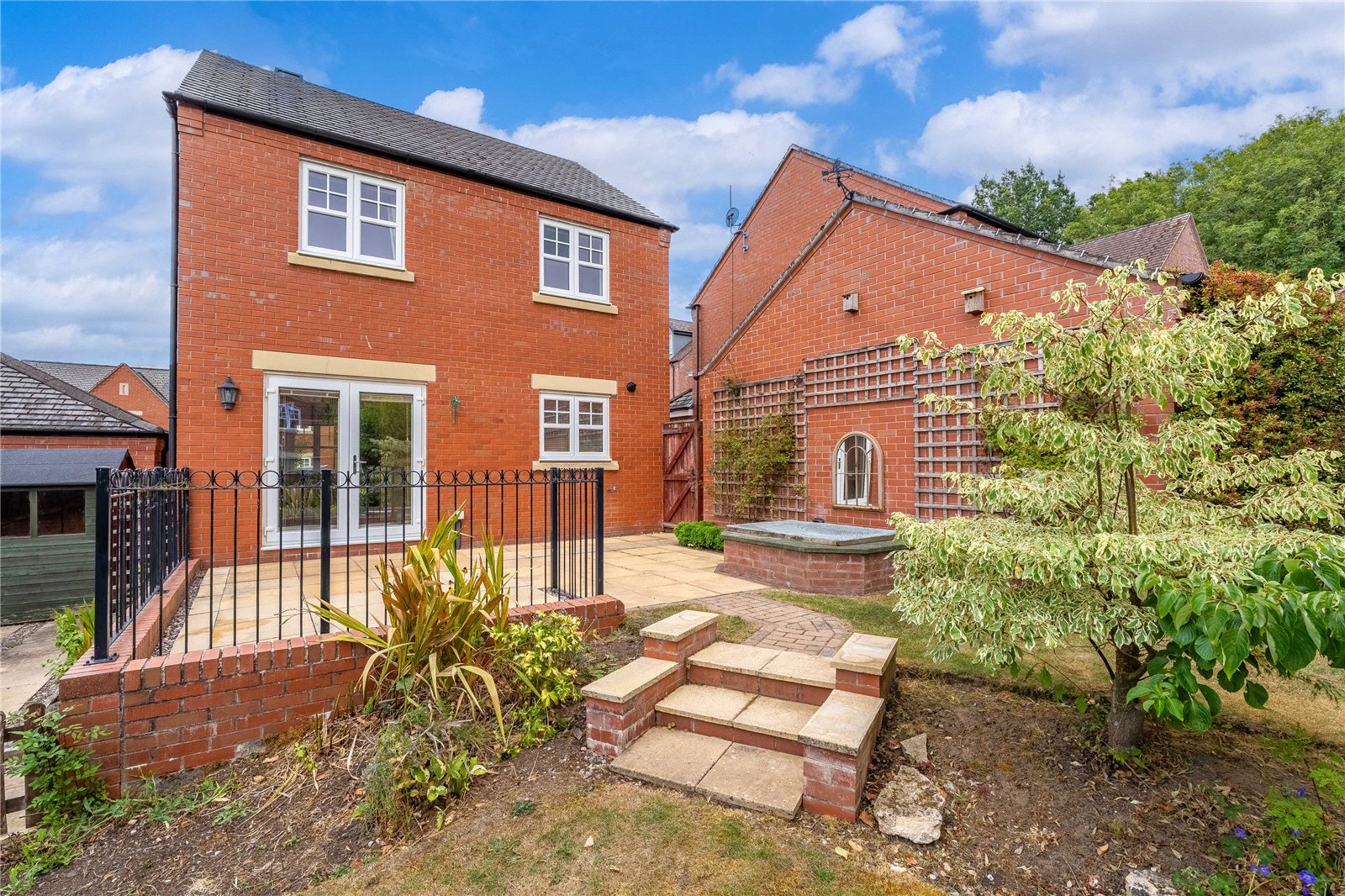 Jarrett Walk, Muxton, Telford, TF2 - DB Roberts