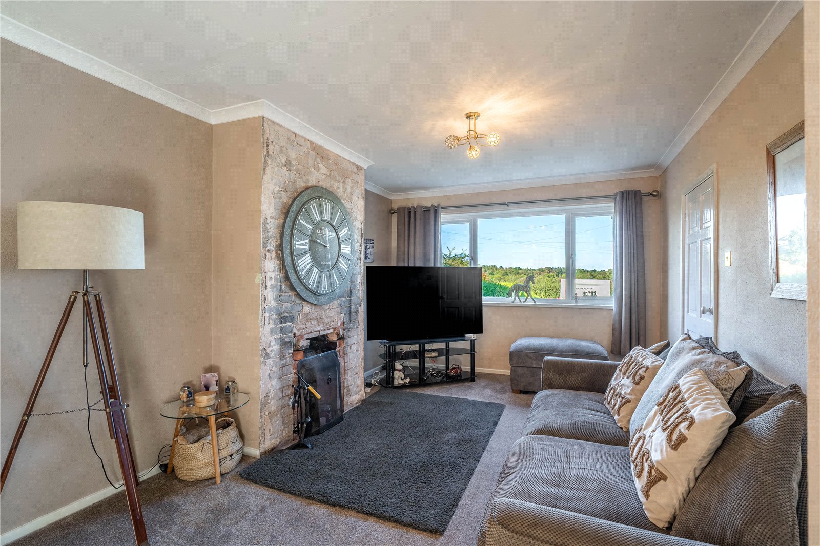 Cannock Road, Westcroft, Wolverhampton, WV10 - DB Roberts