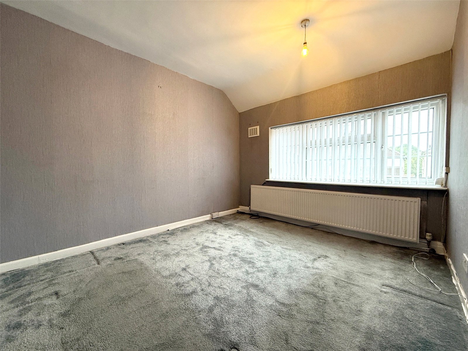 Moreton Road, Bushbury, Wolverhampton, WV10 - DB Roberts