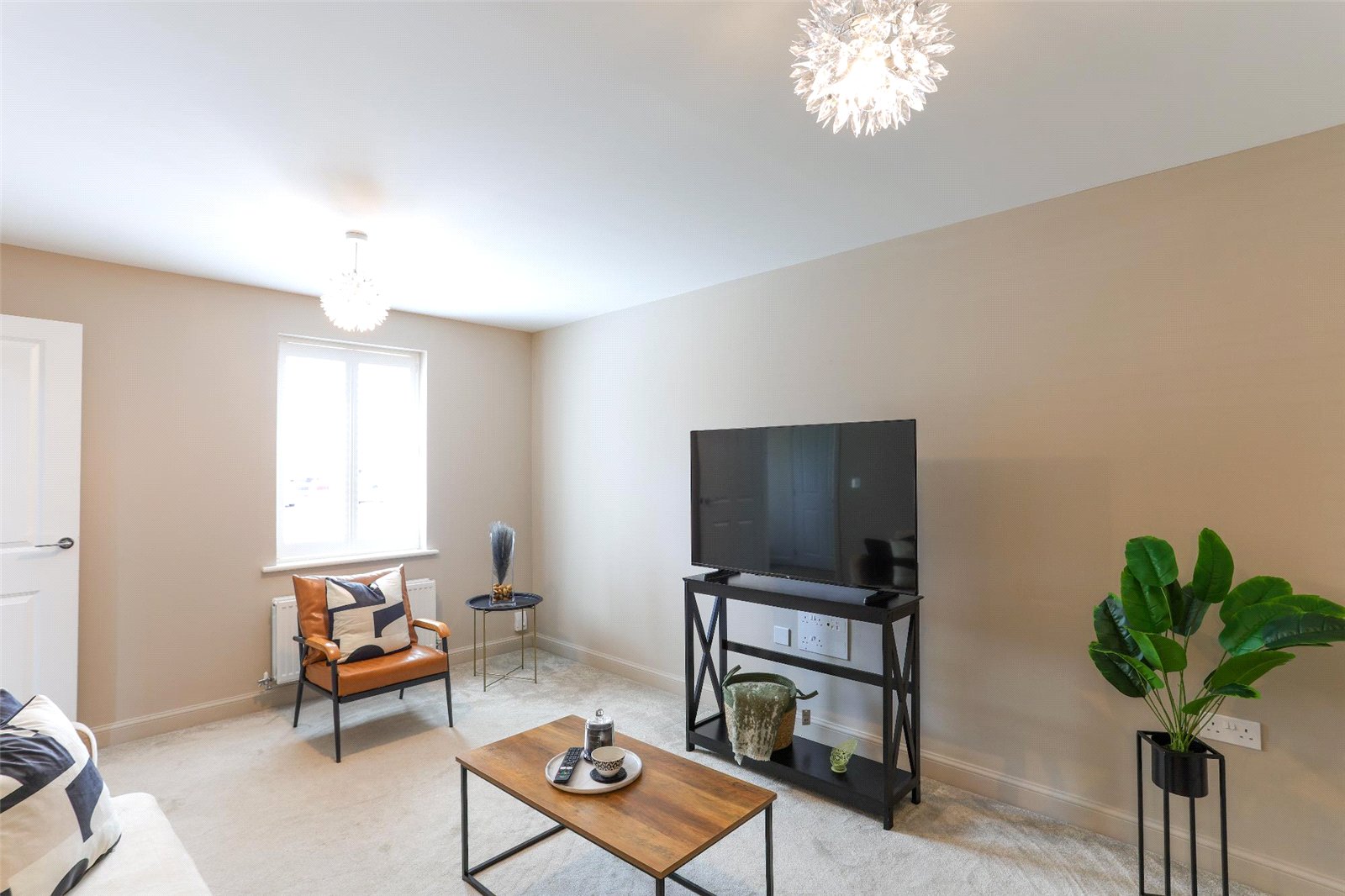 Brookes Avenue, Newdale, Telford, TF3 - DB Roberts