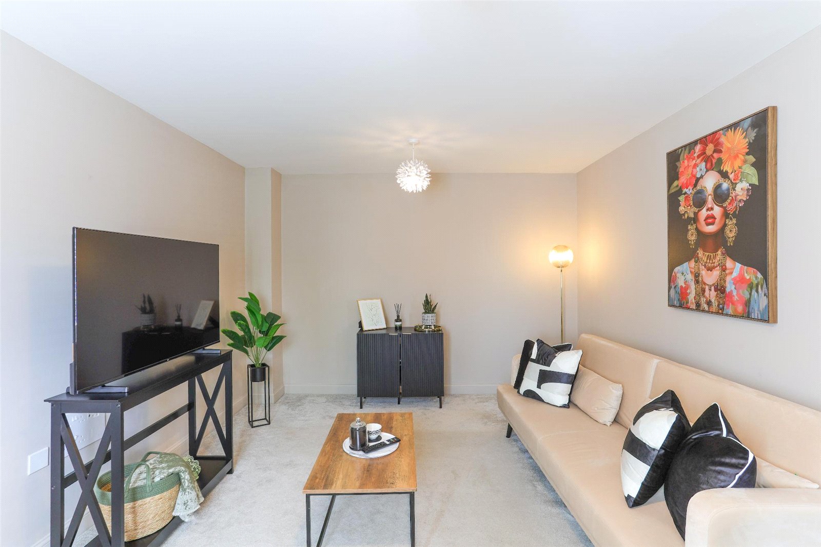 Brookes Avenue, Newdale, Telford, TF3 - DB Roberts