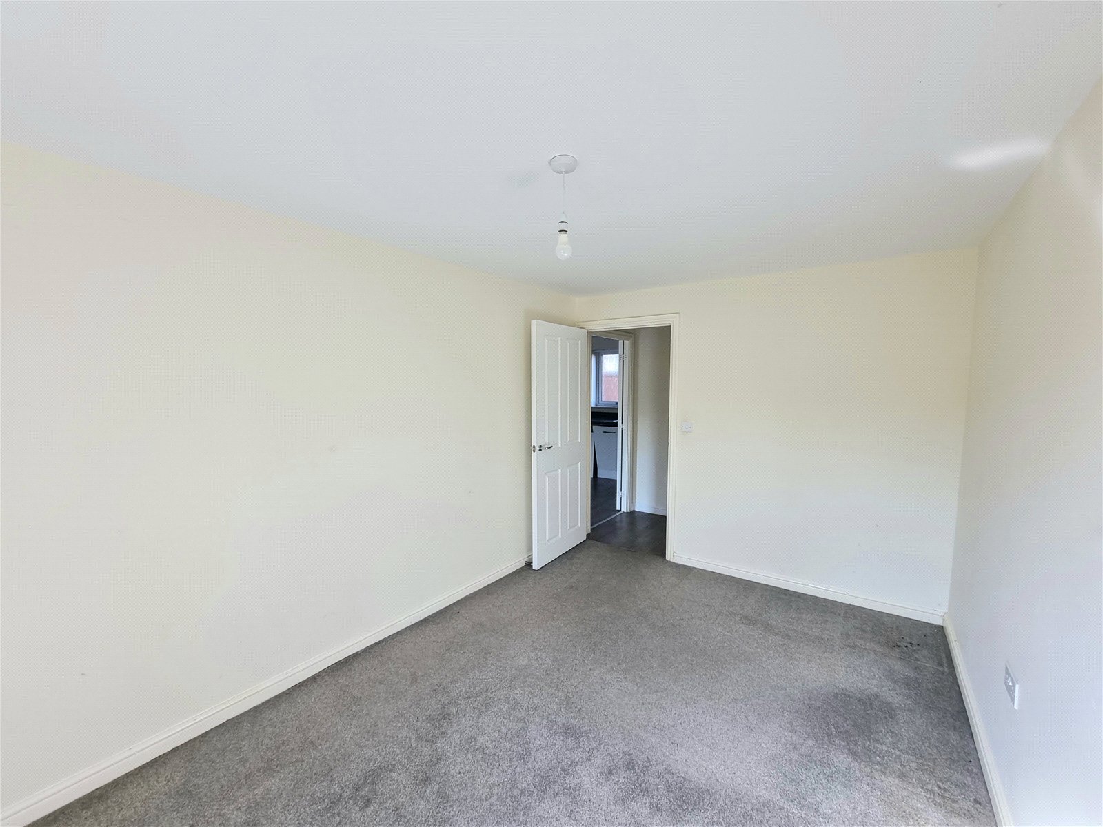 Parkside Crescent, Ketley, Telford, TF1 - DB Roberts