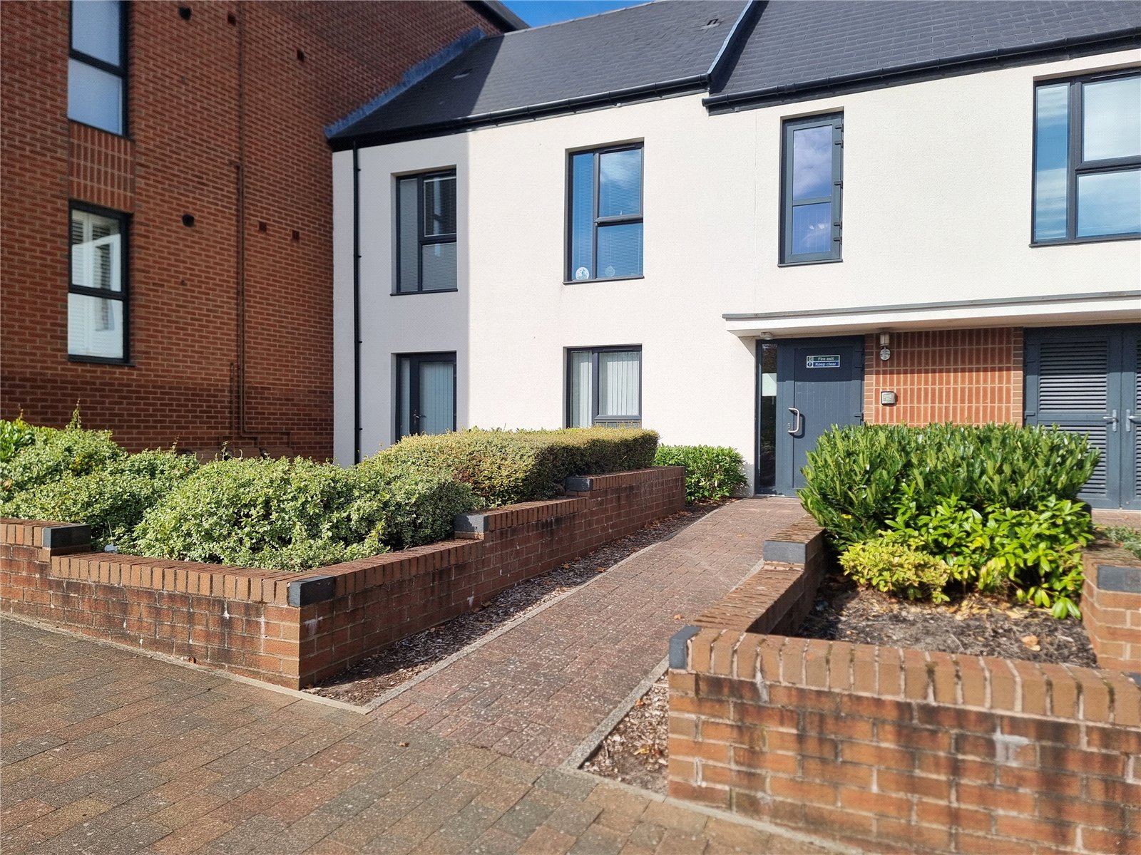 Parkside Crescent, Ketley, Telford, TF1 - DB Roberts