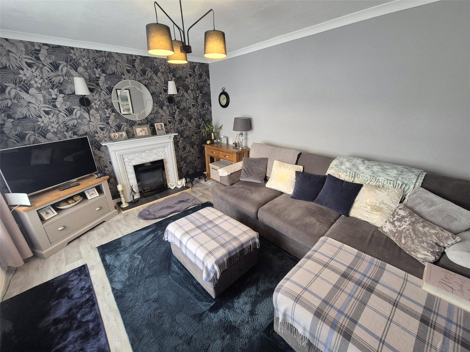 Marton Drive, Wellington, Telford, TF1 - DB Roberts