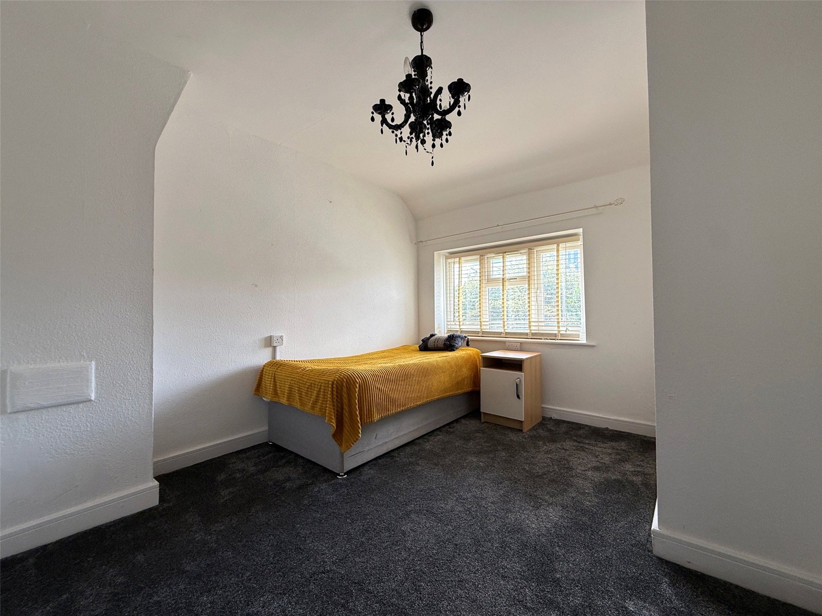 Burton Crescent, Wolverhampton, West Midlands, WV10 - DB Roberts