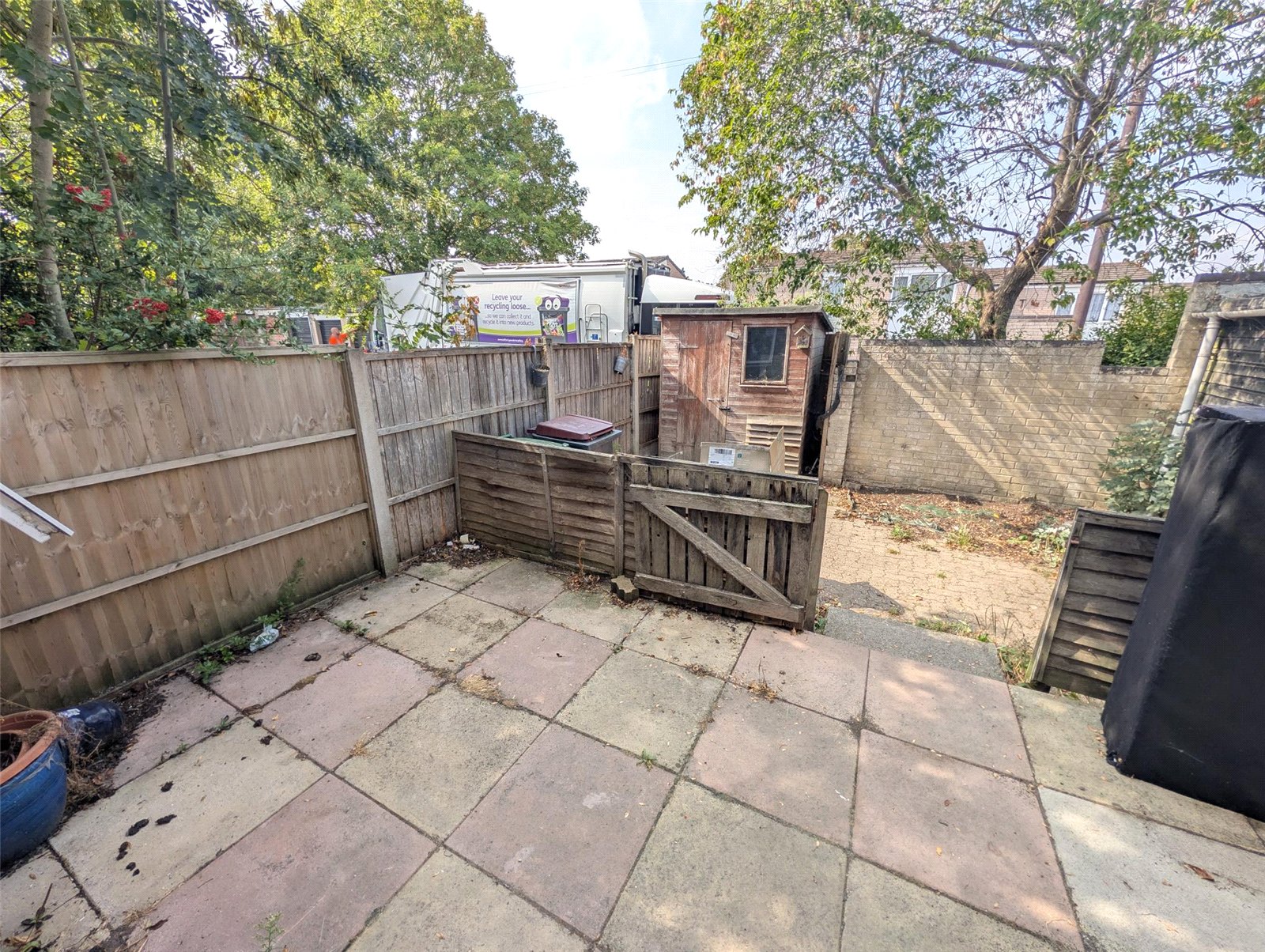 Waltondale, Woodside, Telford, TF7 - DB Roberts