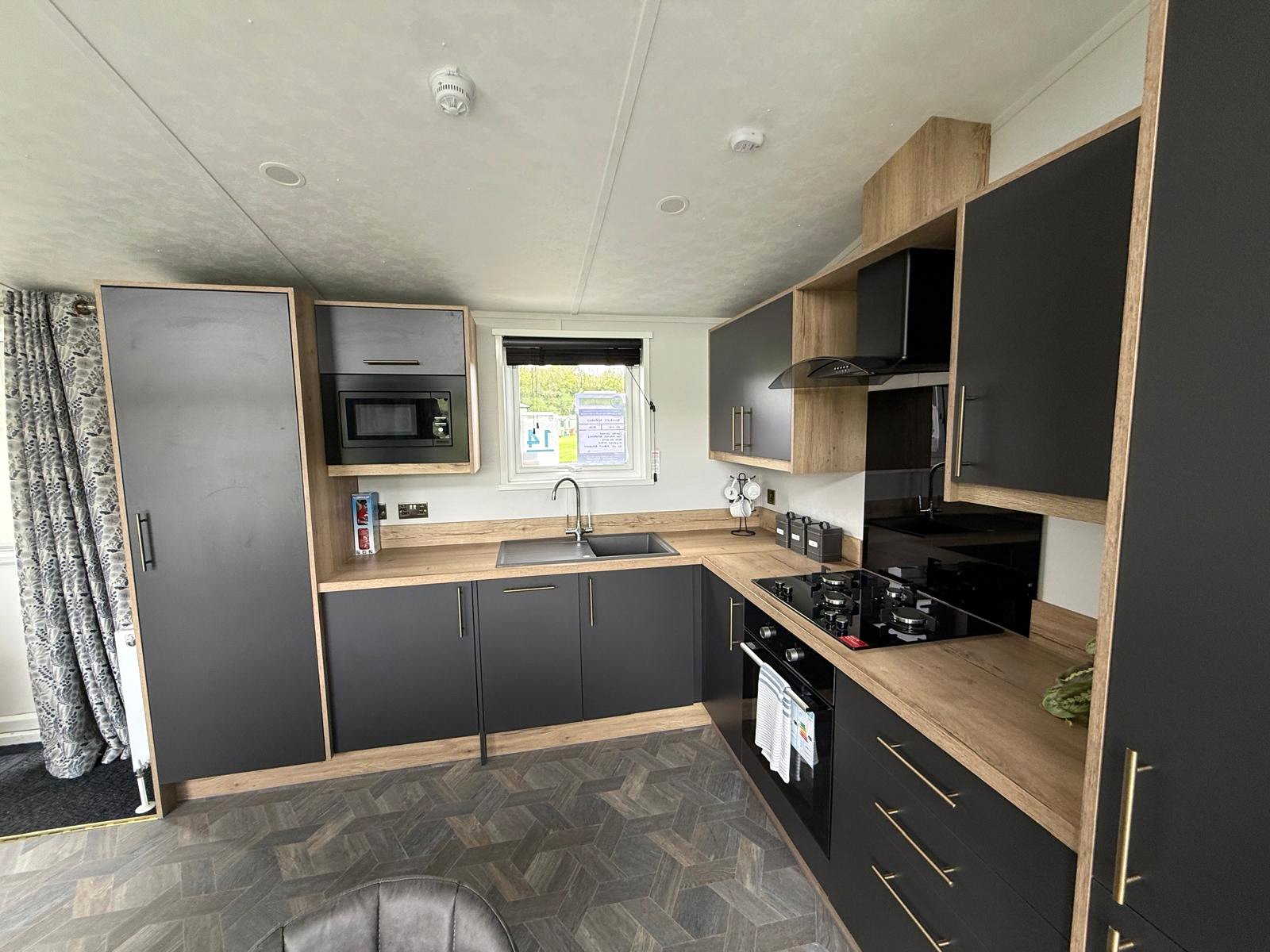 Llanfair Caereinion, Welshpool, Powys, SY21 - DB Roberts